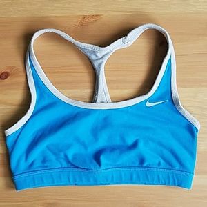 NWOT Nike Dri-Fit Reversable Sports Bra